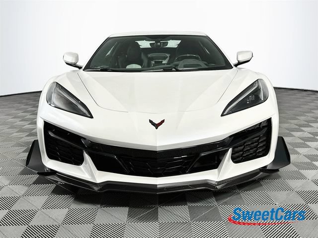 Used 2023 Chevrolet Corvette Z06 RWD image 10