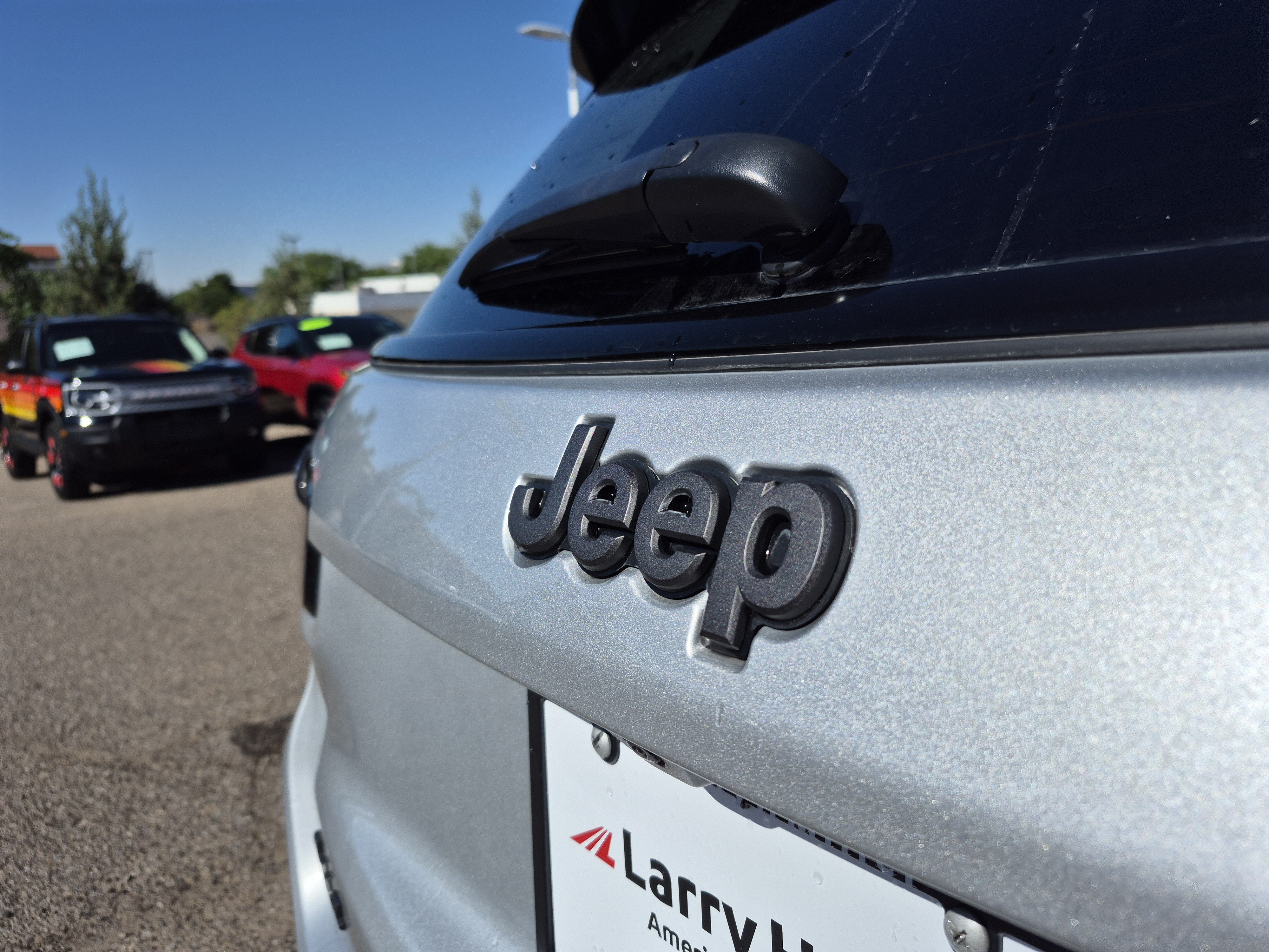 Used 2025 Jeep Compass Trailhawk AWD/4WD image 22