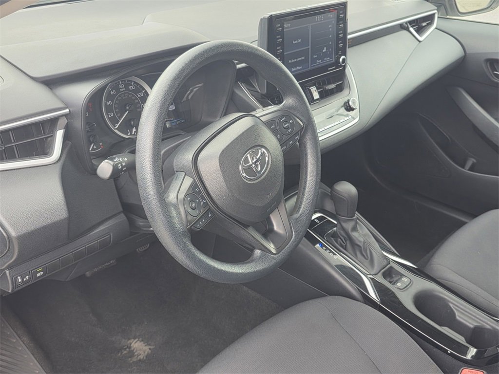 Used 2022 Toyota Corolla LE image 12