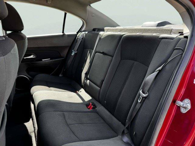 Used 2011 Chevrolet Cruze LT FWD image 35