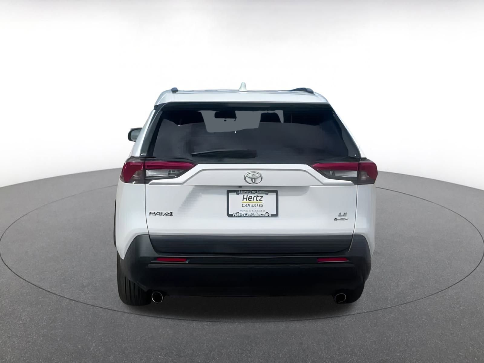 Used 2025 Toyota RAV4 LE image 12