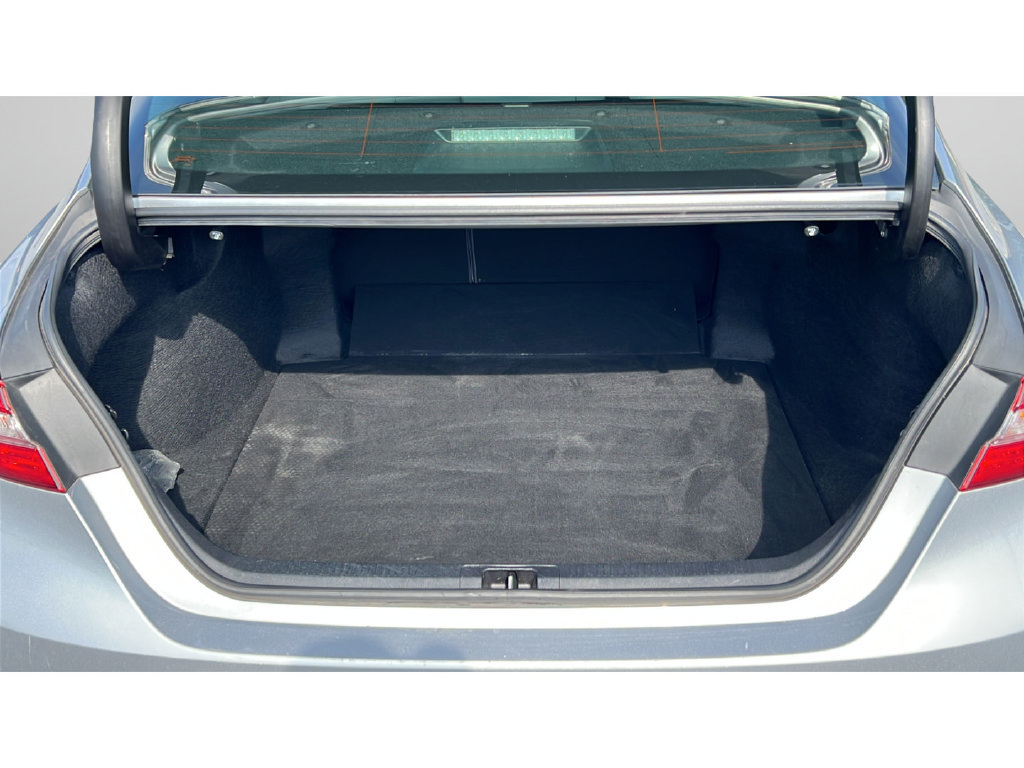Used 2019 Toyota Camry SE w/ Convenience Package FWD image 25