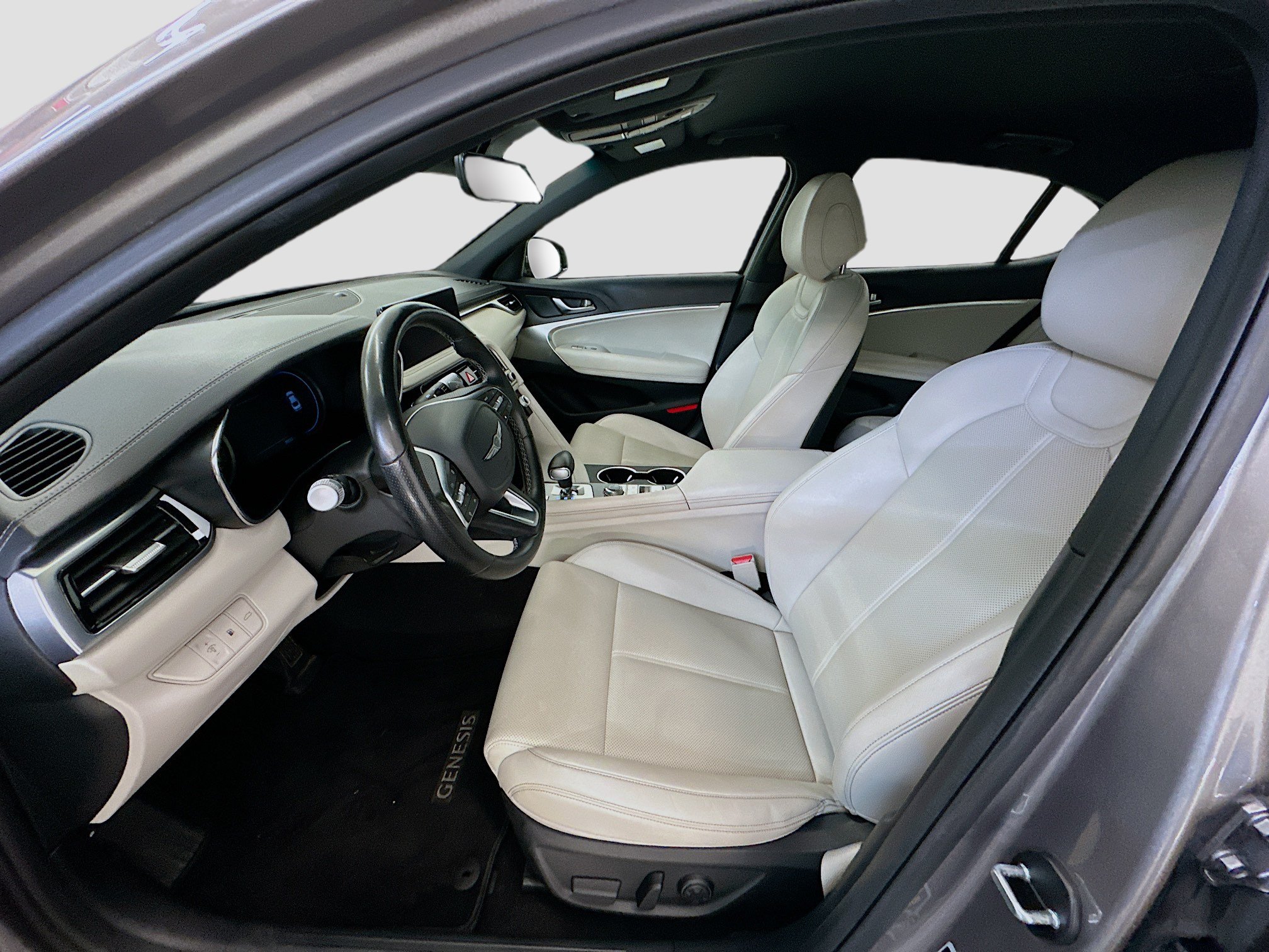 Used 2025 Genesis G70 2.5T AWD/4WD image 13