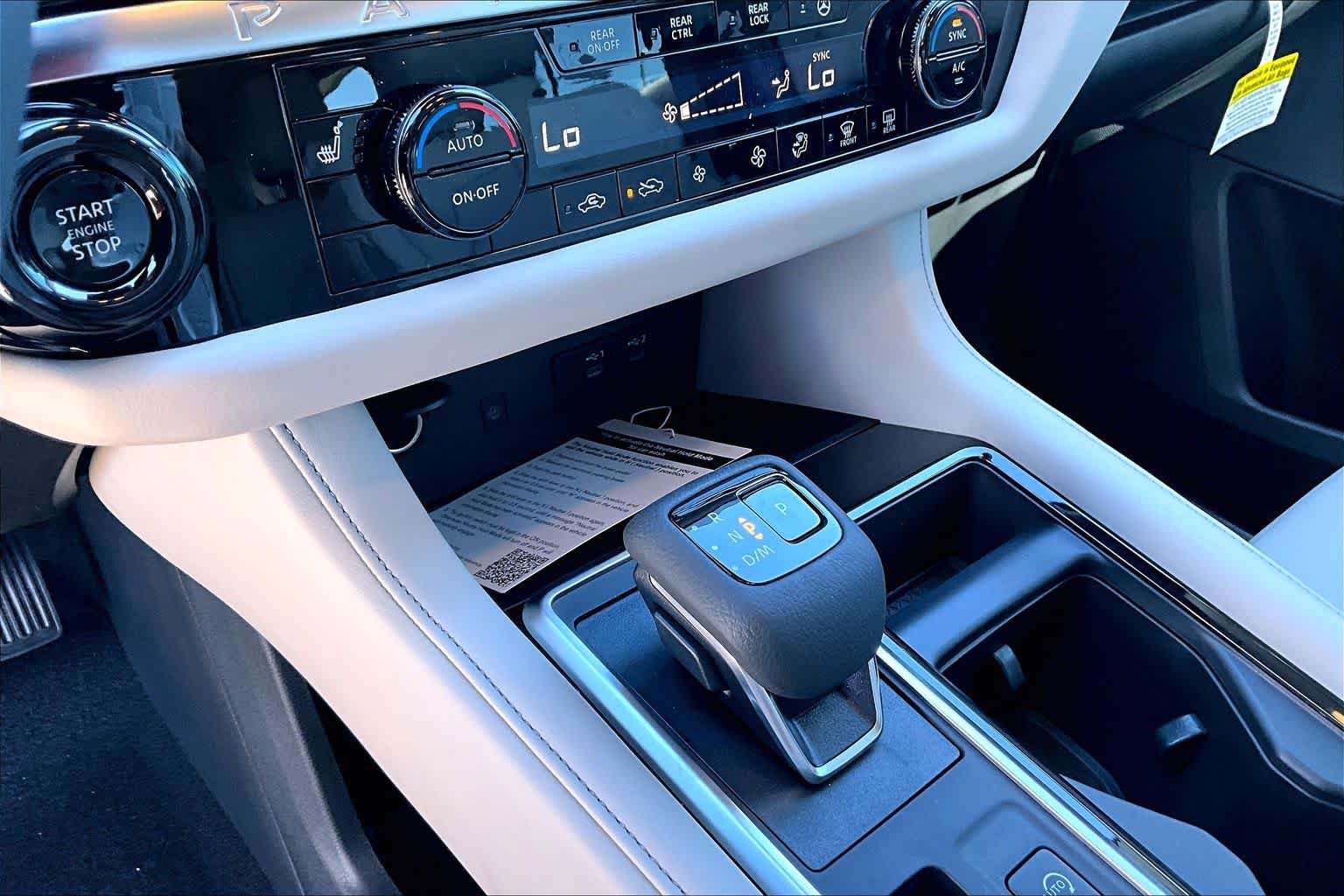 New 2026 Nissan Pathfinder SL w/ SL Premium Package FWD image 14
