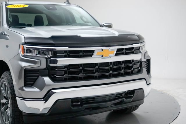 Used 2024 Chevrolet Silverado 1500 LT AWD/4WD image 10