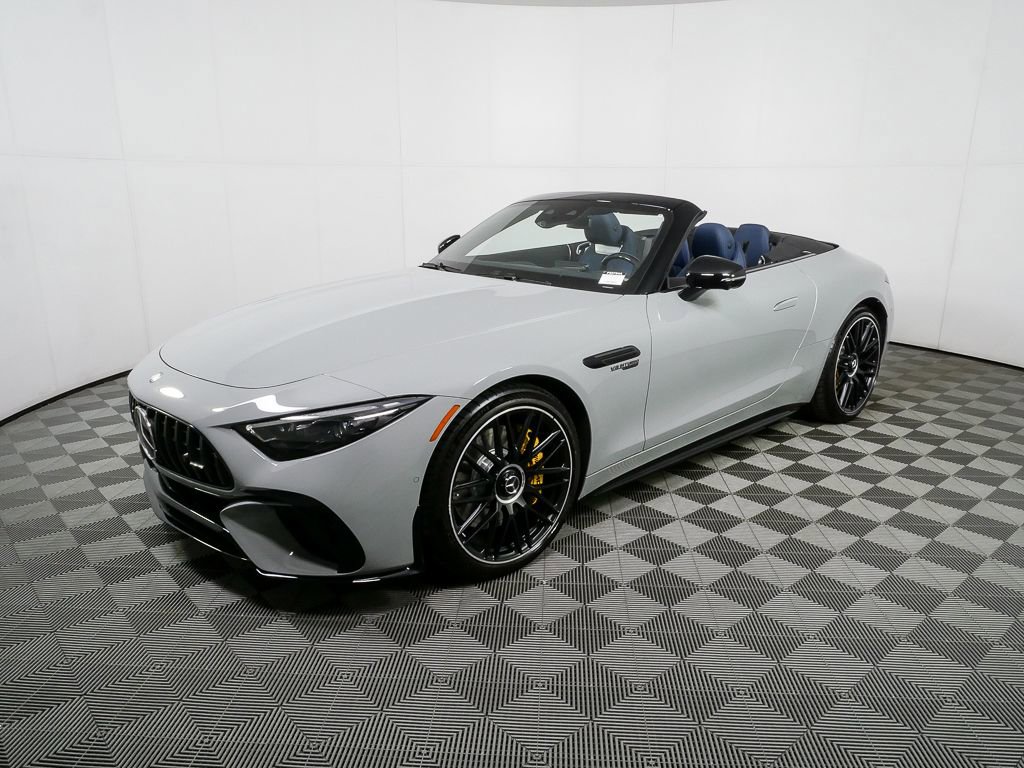 Used 2025 Mercedes-Benz SL 63 AMG 4MATIC image 35
