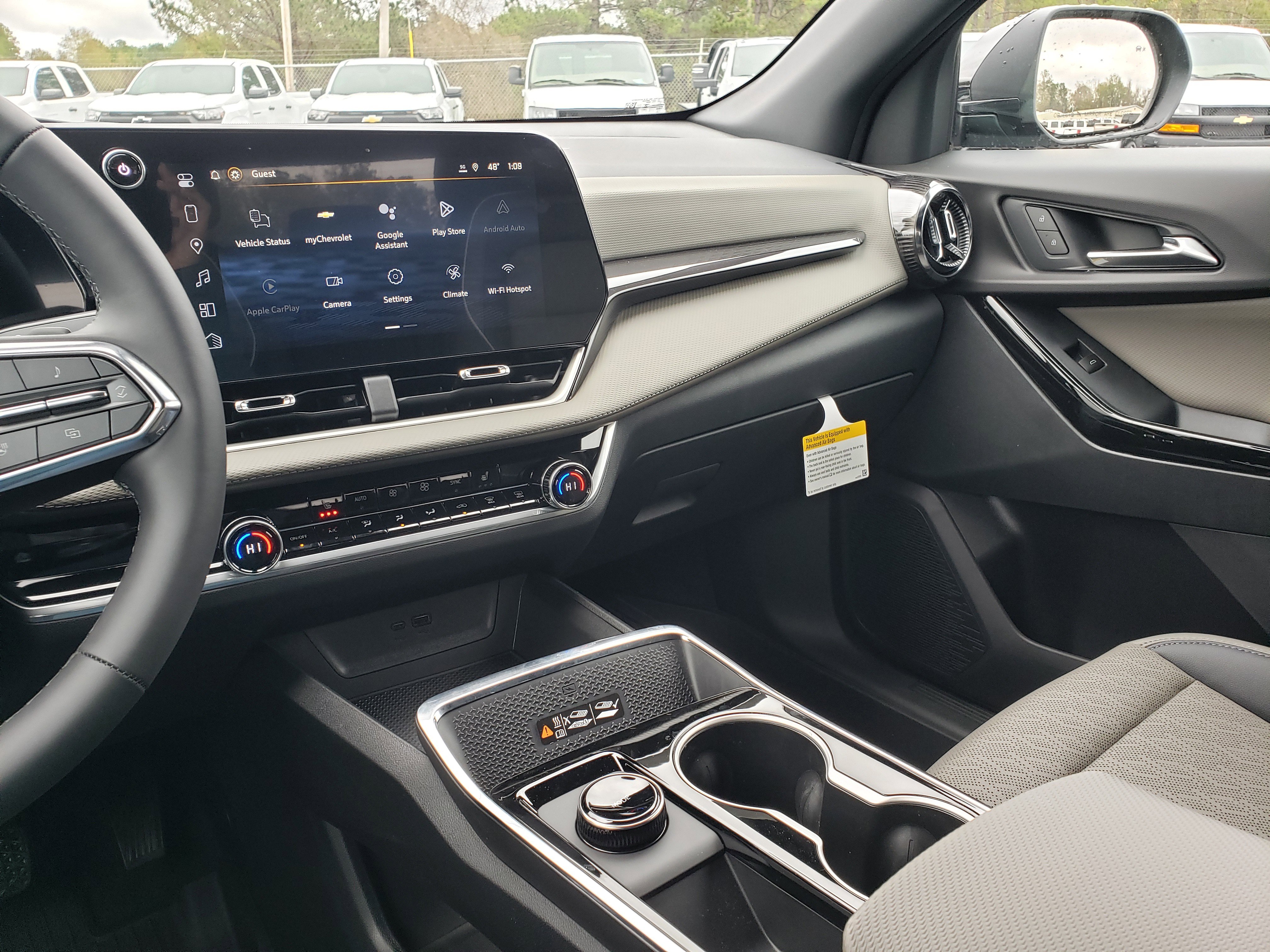 New 2026 Chevrolet Equinox LT w/ Convenience Package II image 23