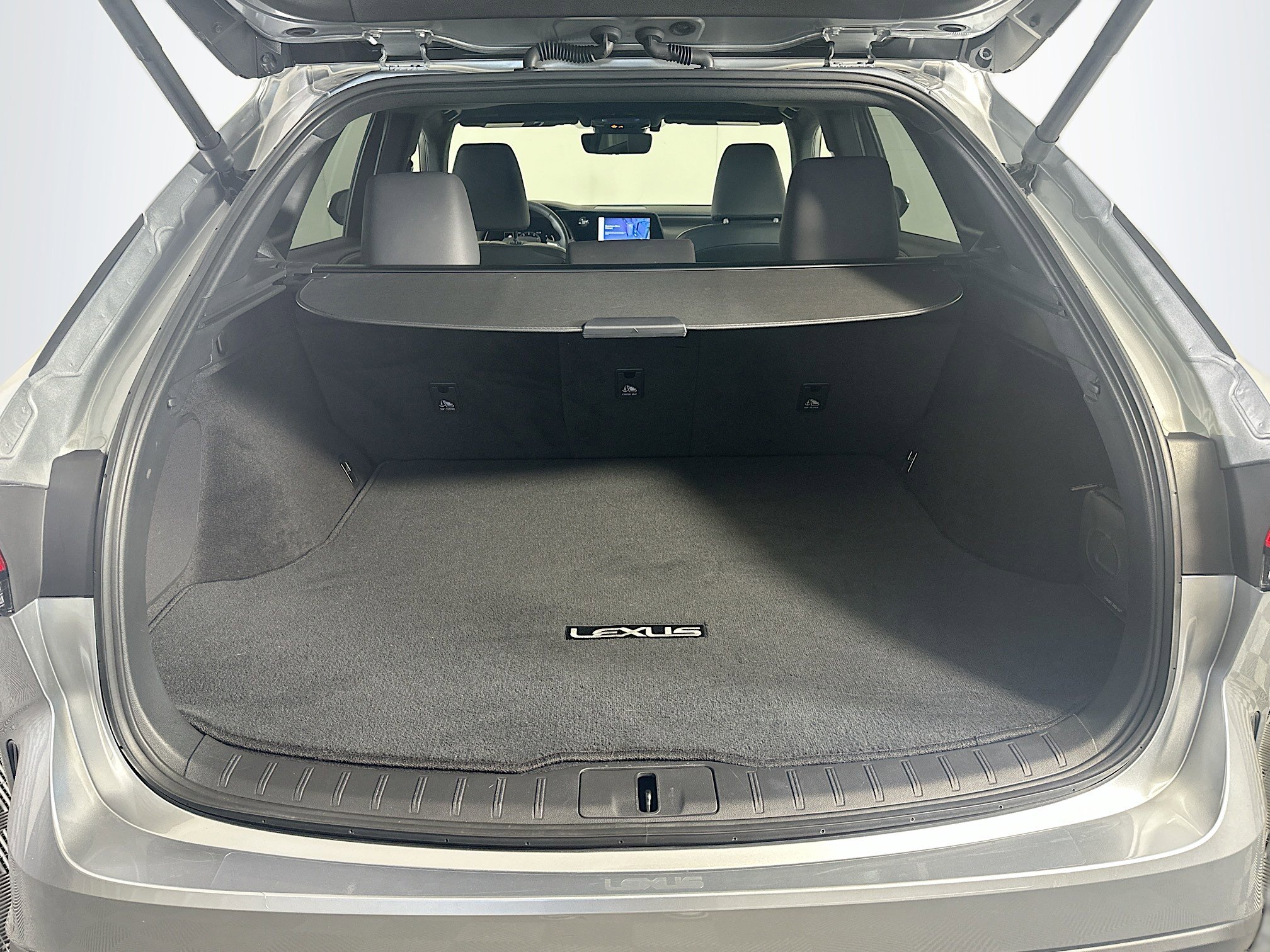 Used 2023 Lexus RX 350 FWD w/ Cold Area Package image 31