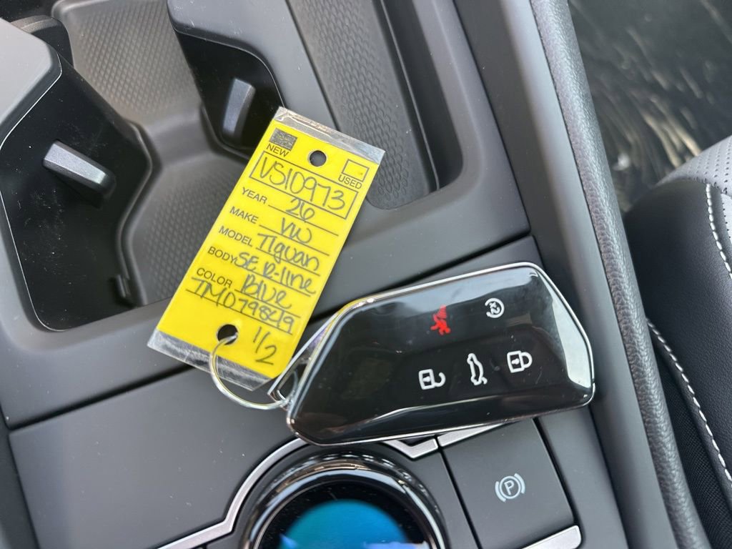 New 2026 Volkswagen Tiguan SE R-Line AWD/4WD image 28