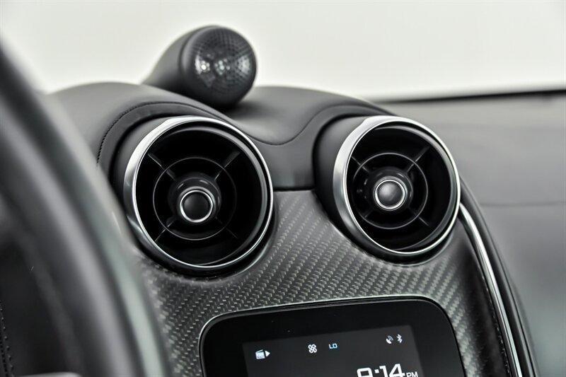 Used 2019 McLaren 600LT RWD image 29