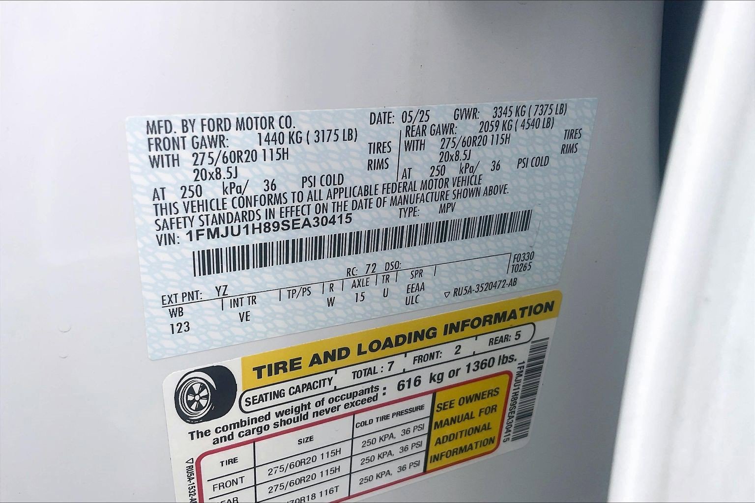 Used 2025 Ford Expedition Active image 28