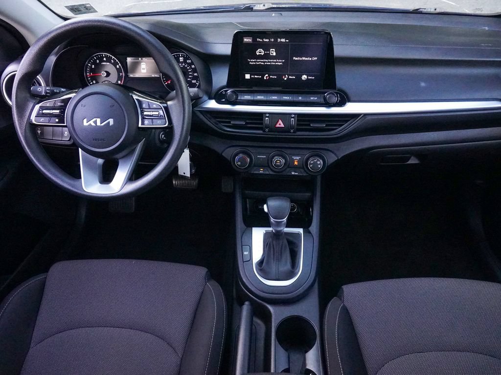 Used 2022 Kia Forte LXS FWD image 27
