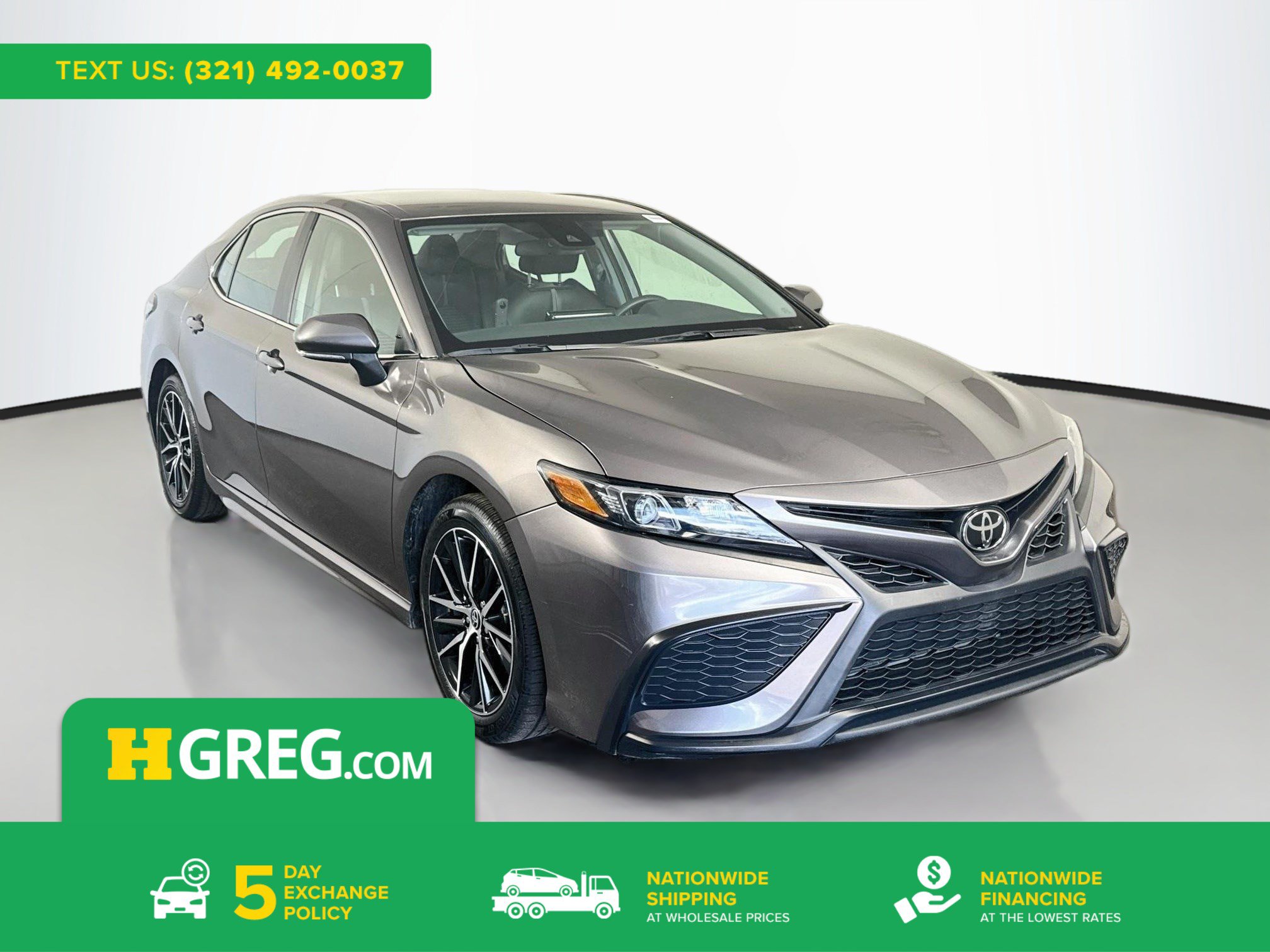 Used 2024 Toyota Camry SE FWD image 1