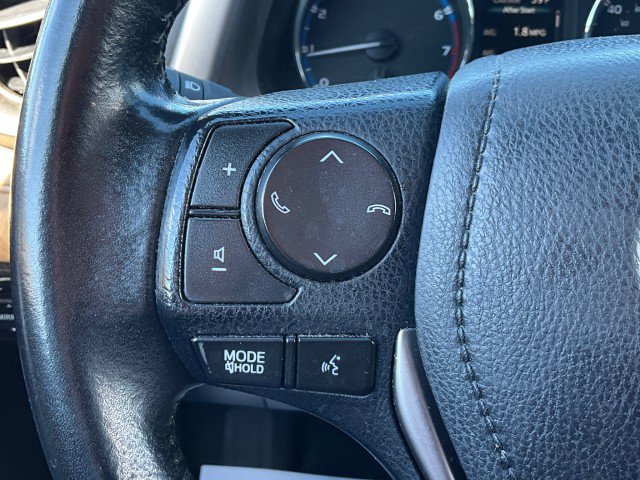 Used 2018 Toyota RAV4 Limited image 15