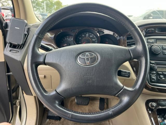 Used 2002 Toyota Highlander Limited w/ Leather Trim Pkg FWD image 13