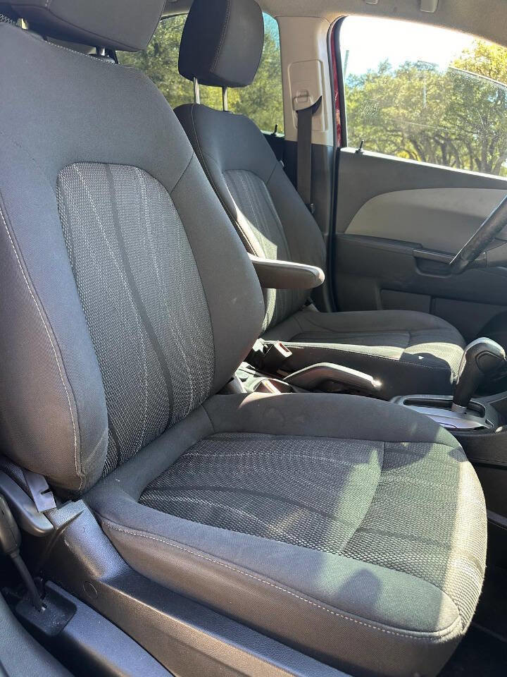 Used 2019 Chevrolet Sonic LT w/ Convenience Package image 26