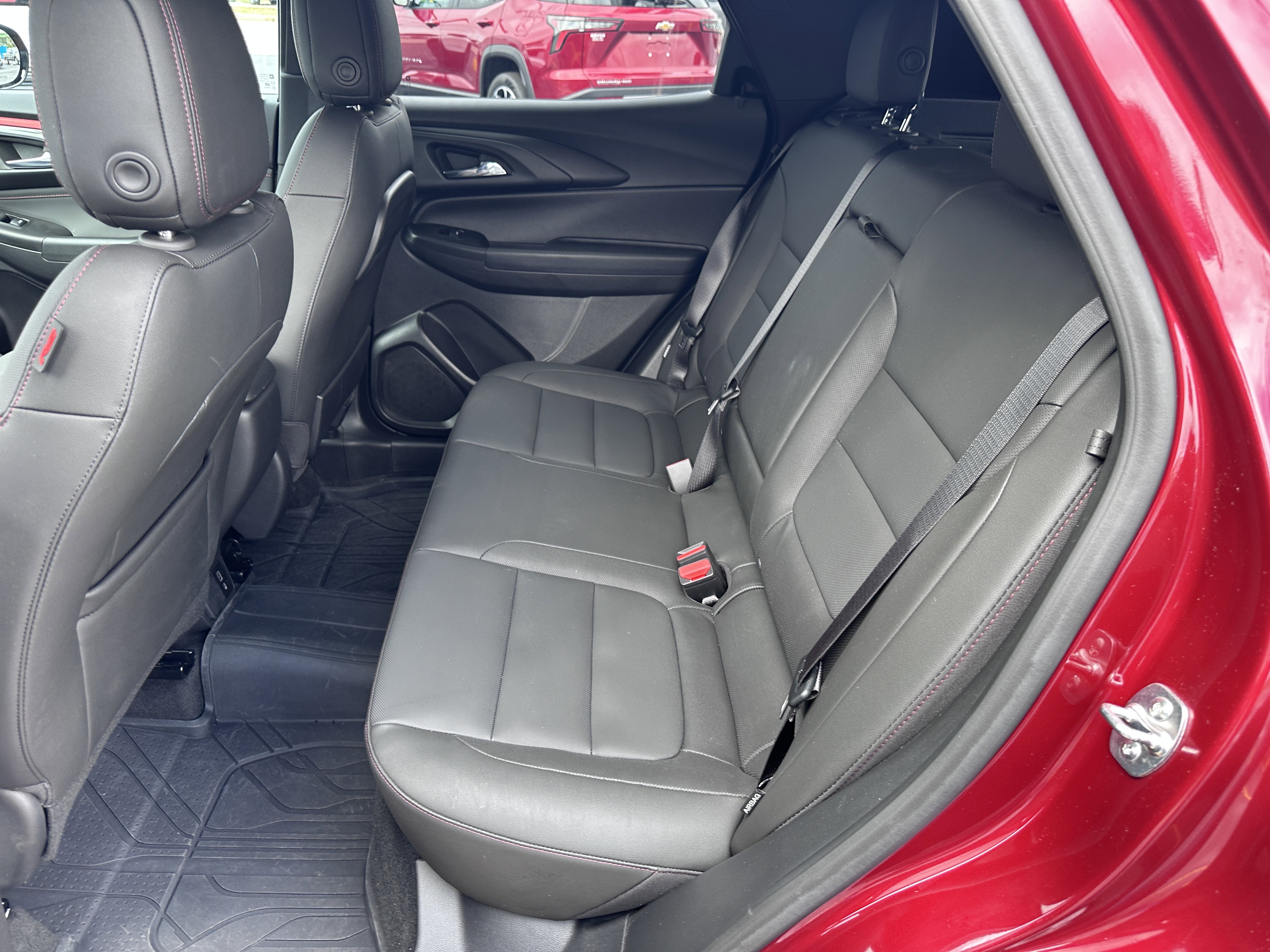 Used 2024 Chevrolet TrailBlazer RS w/ Convenience Package image 12