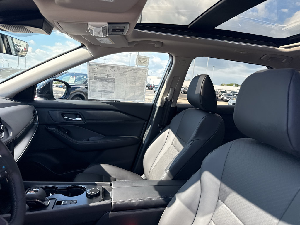 New 2026 Nissan Rogue Dark Armor AWD/4WD image 26