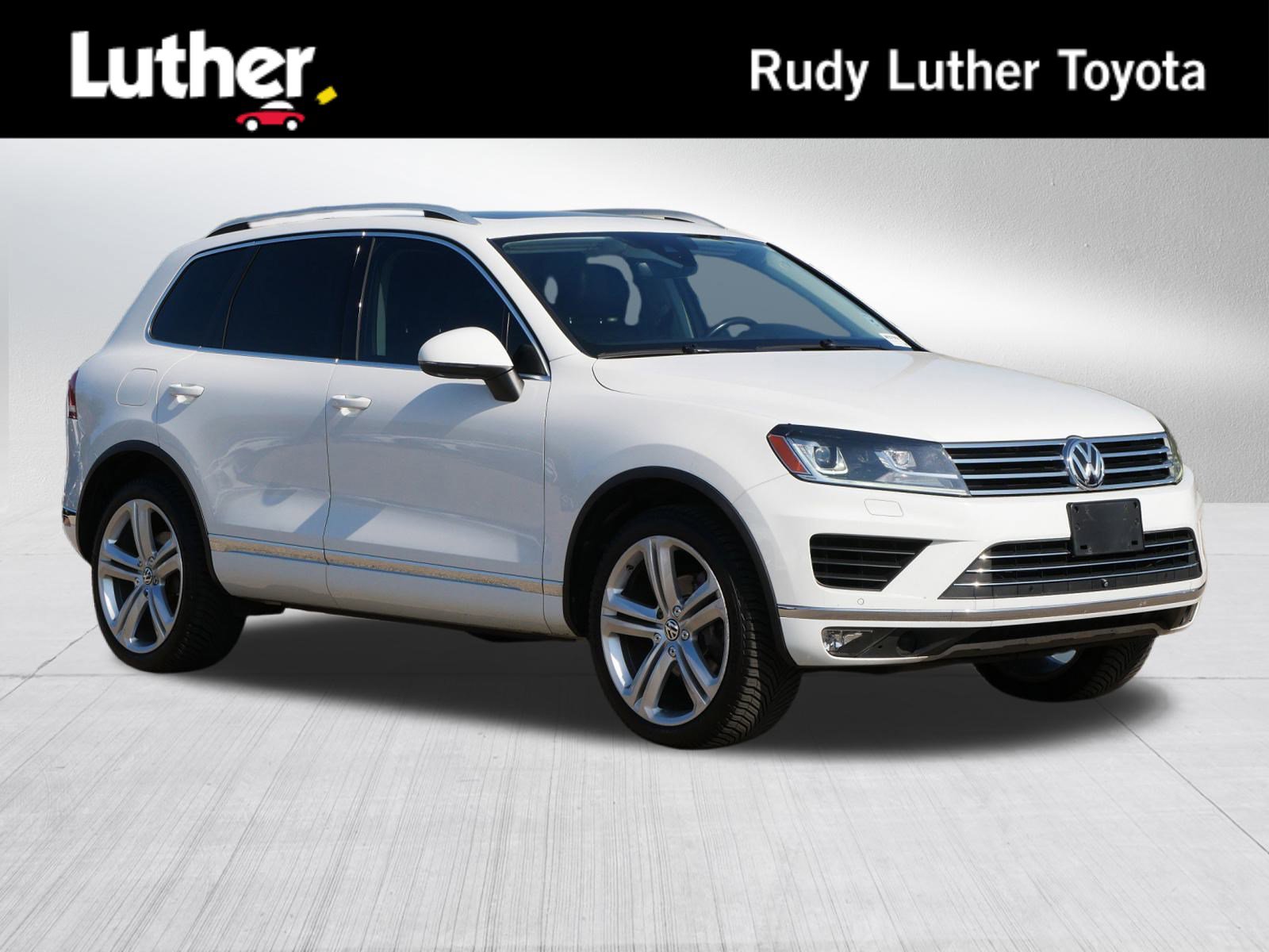 Used 2017 Volkswagen Touareg Executive