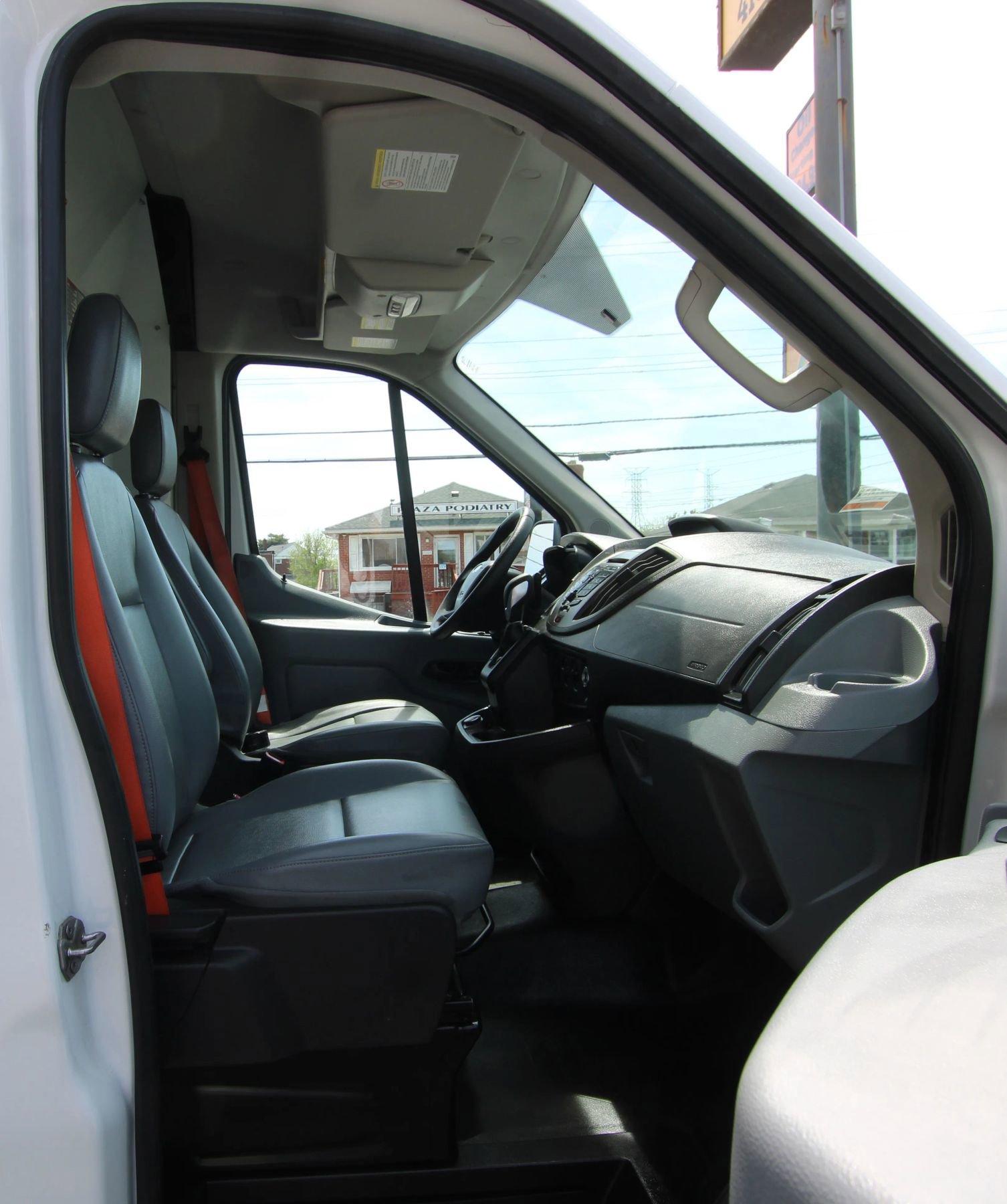 Used 2019 Ford Transit 150 148 Medium Roof image 10