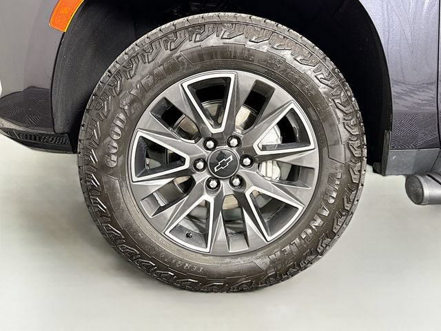 Used 2024 Chevrolet Tahoe Z71 w/ Max Trailering Package AWD/4WD image 32