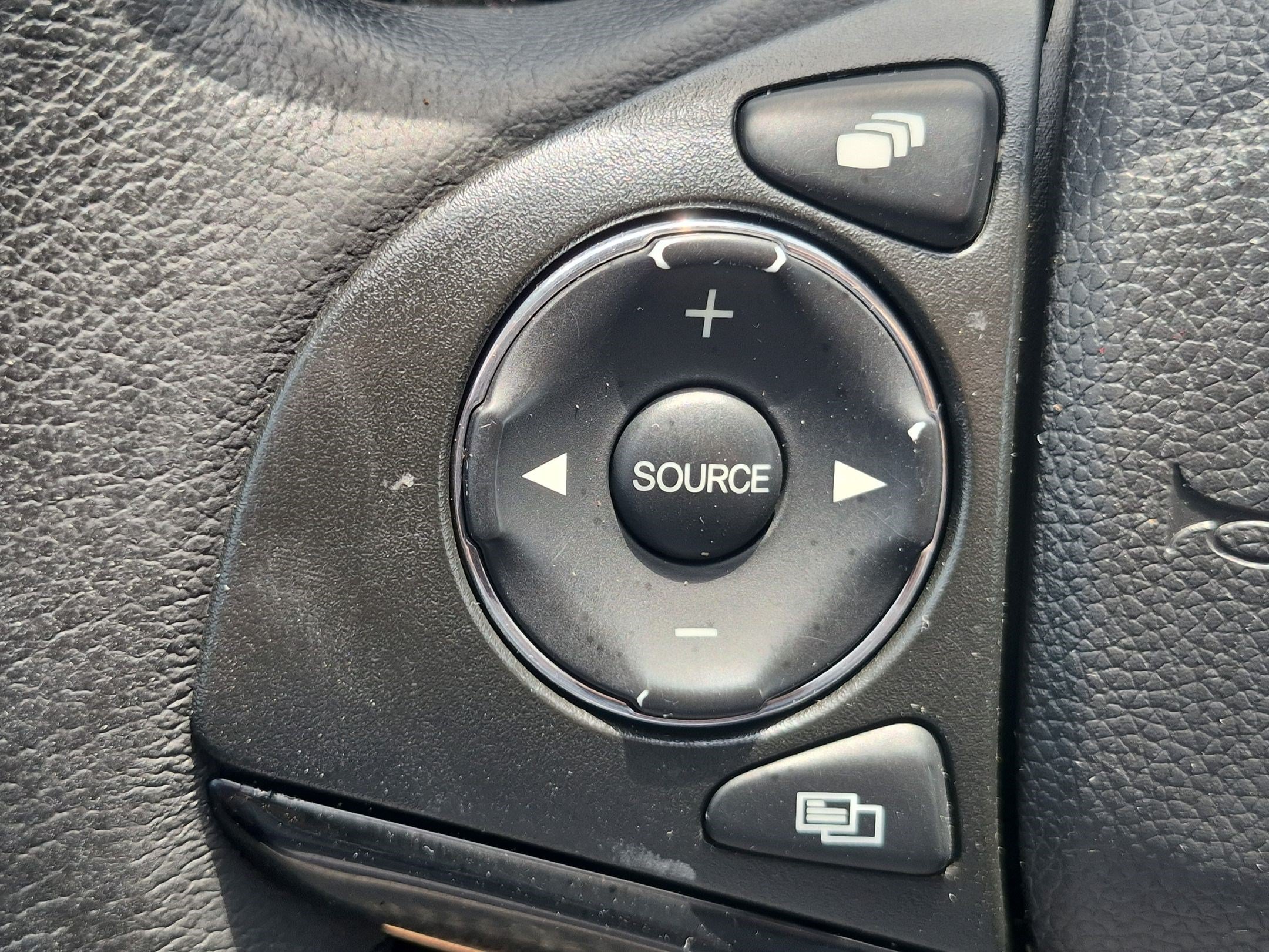 Used 2017 Honda HR-V EX-L image 20