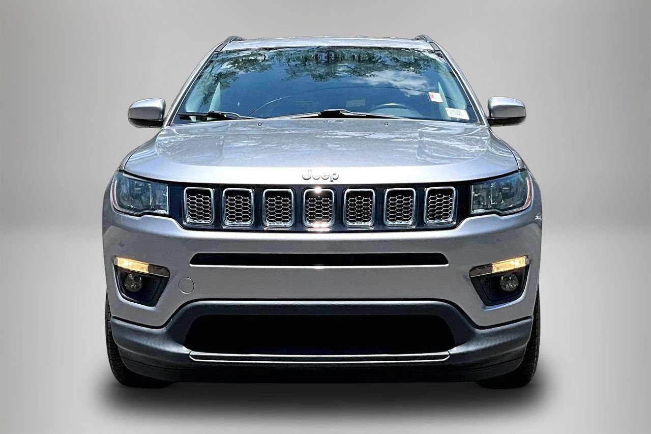 Used 2019 Jeep Compass Latitude w/ Popular Equipment Group FWD image 3