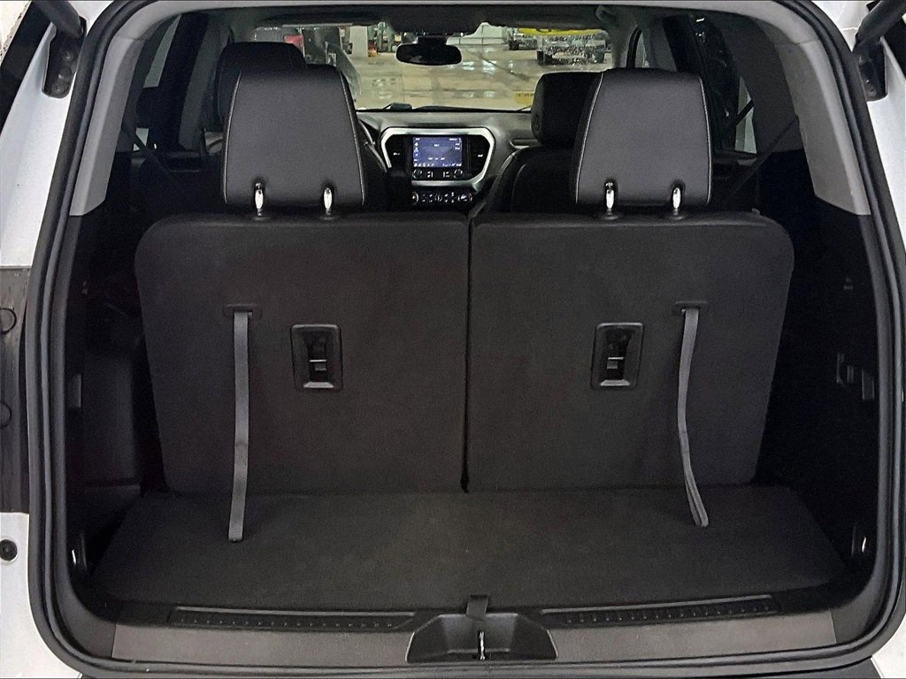 Used 2023 GMC Acadia SLT image 35