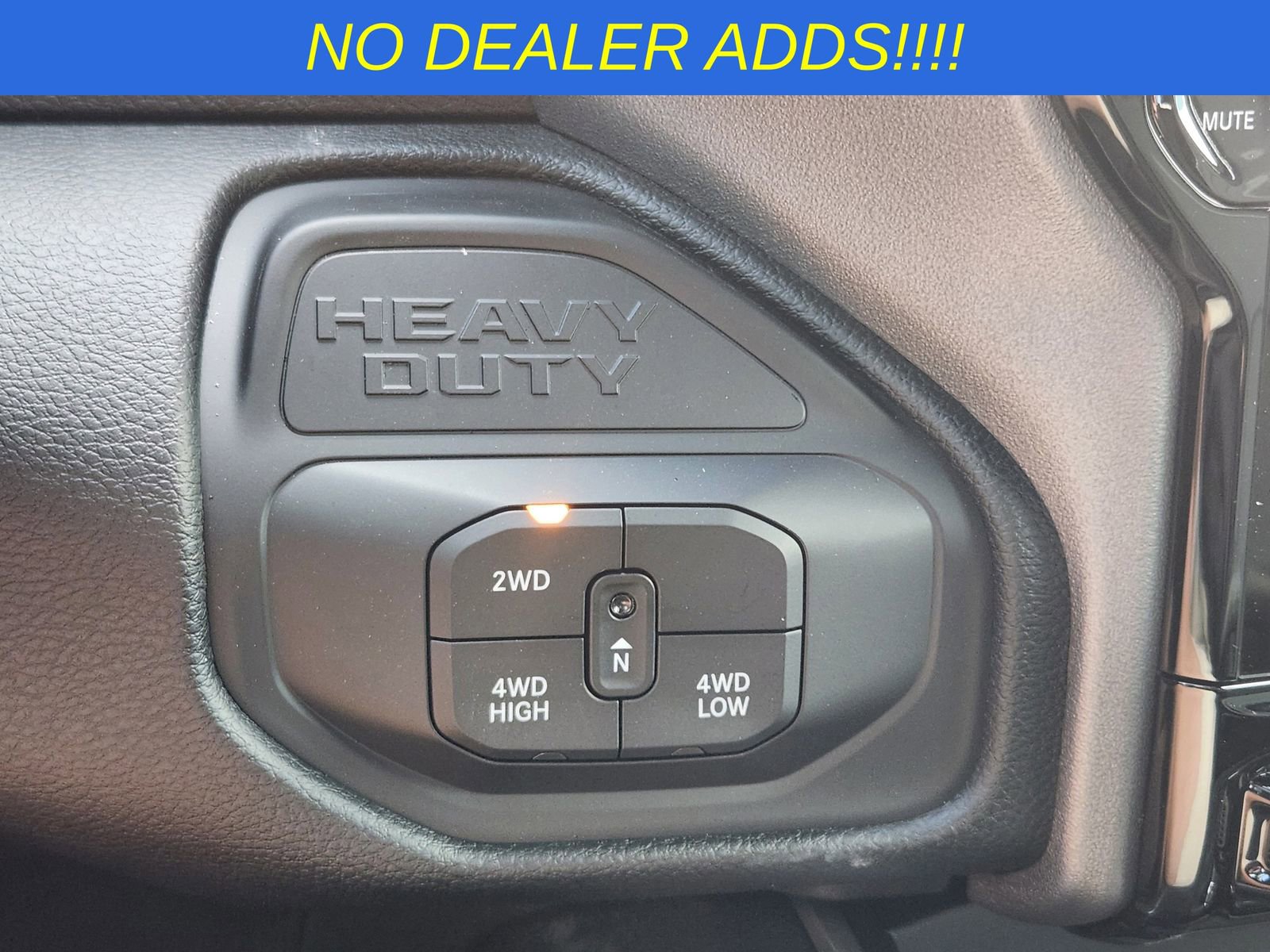 New 2025 RAM 2500 Laramie AWD/4WD image 20