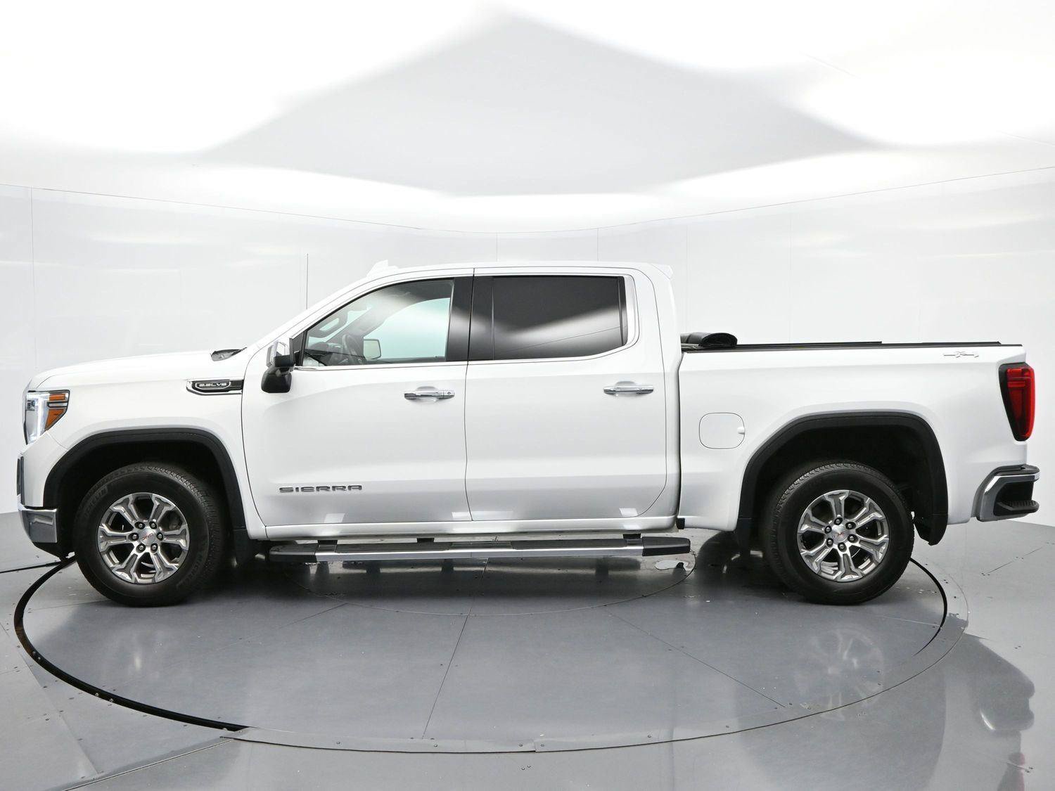 Used 2022 GMC Sierra 1500 SLT AWD/4WD image 4