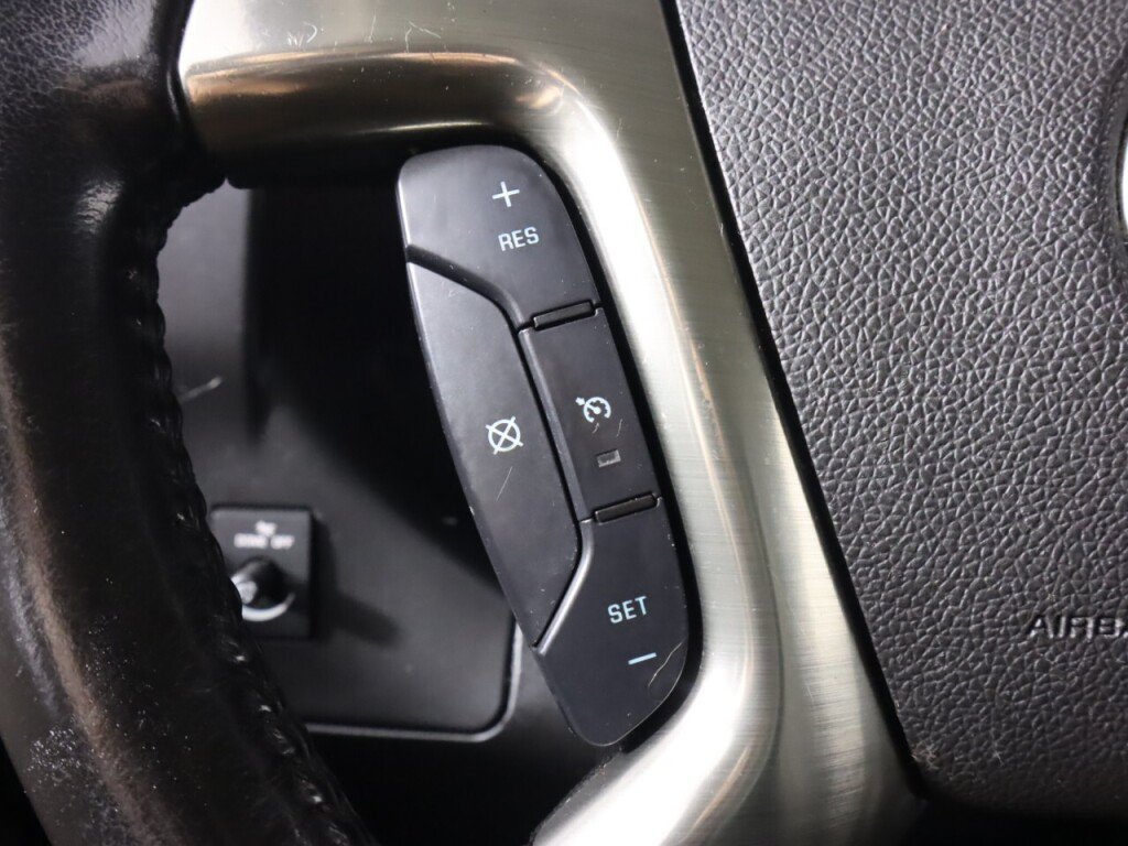 Used 2019 Chevrolet Express 2500 w/ Driver Convenience Package RWD image 12