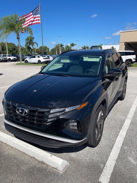 Certified 2023 Hyundai Tucson SEL w/ Convenience Package AWD/4WD image 2