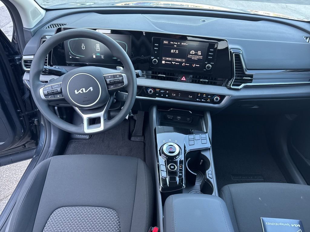 Certified 2025 Kia Sportage LX image 17