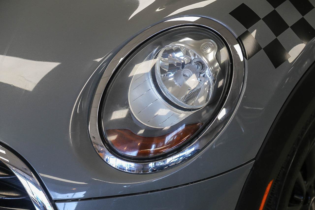 Used 2016 MINI Cooper 2-Door Hardtop FWD image 25