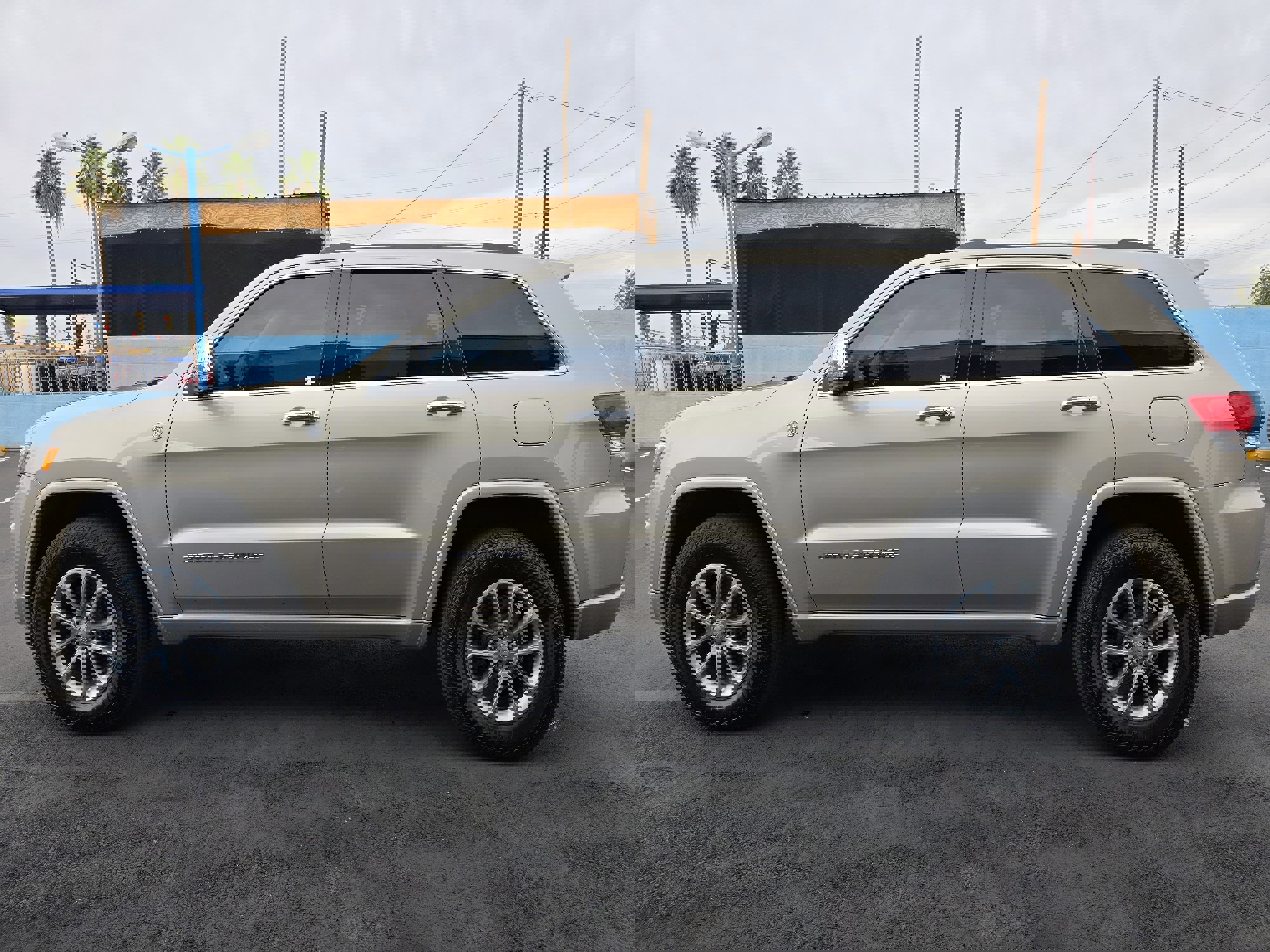 Used 2015 Jeep Grand Cherokee Overland w/ Advanced Technology Group image 5