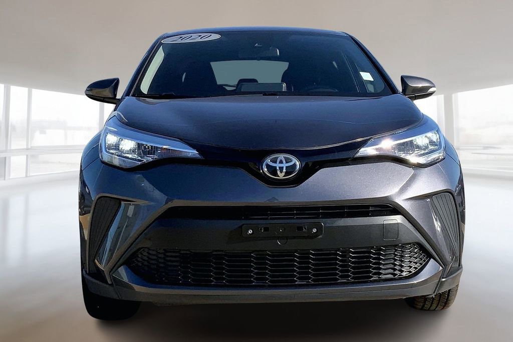 Used 2020 Toyota C-HR LE image 3