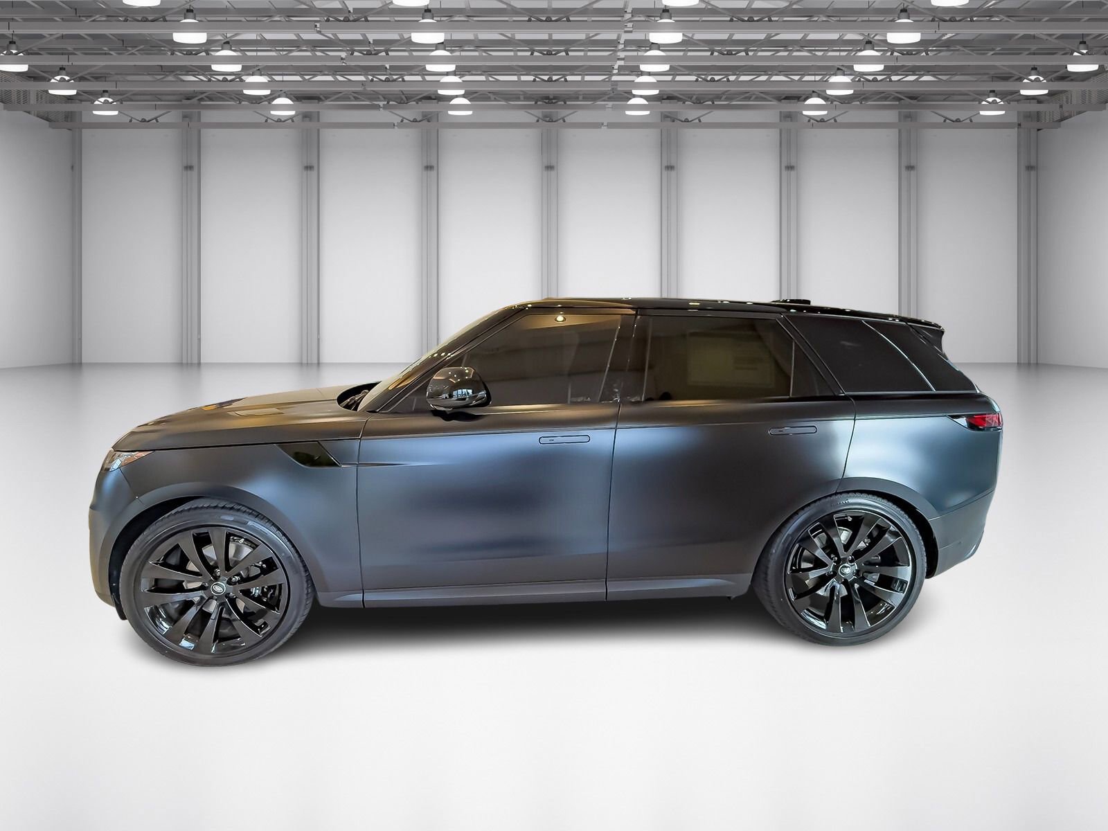 New 2025 Land Rover Range Rover Sport SE image 2