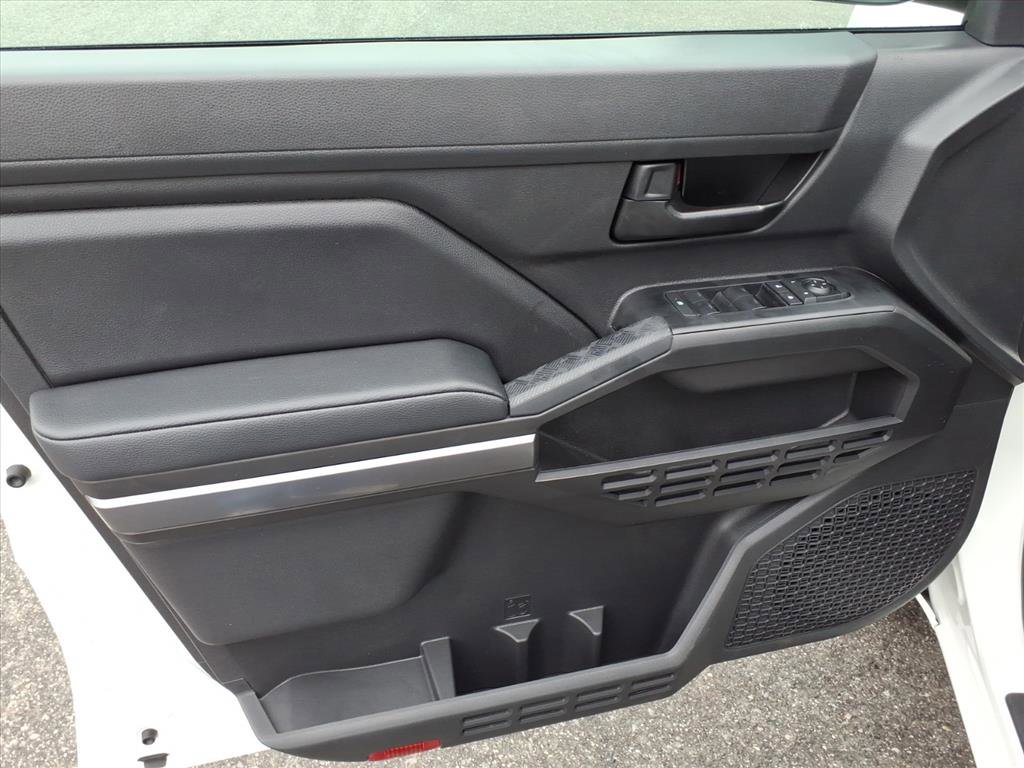 New 2026 Toyota Tacoma SR5 image 9