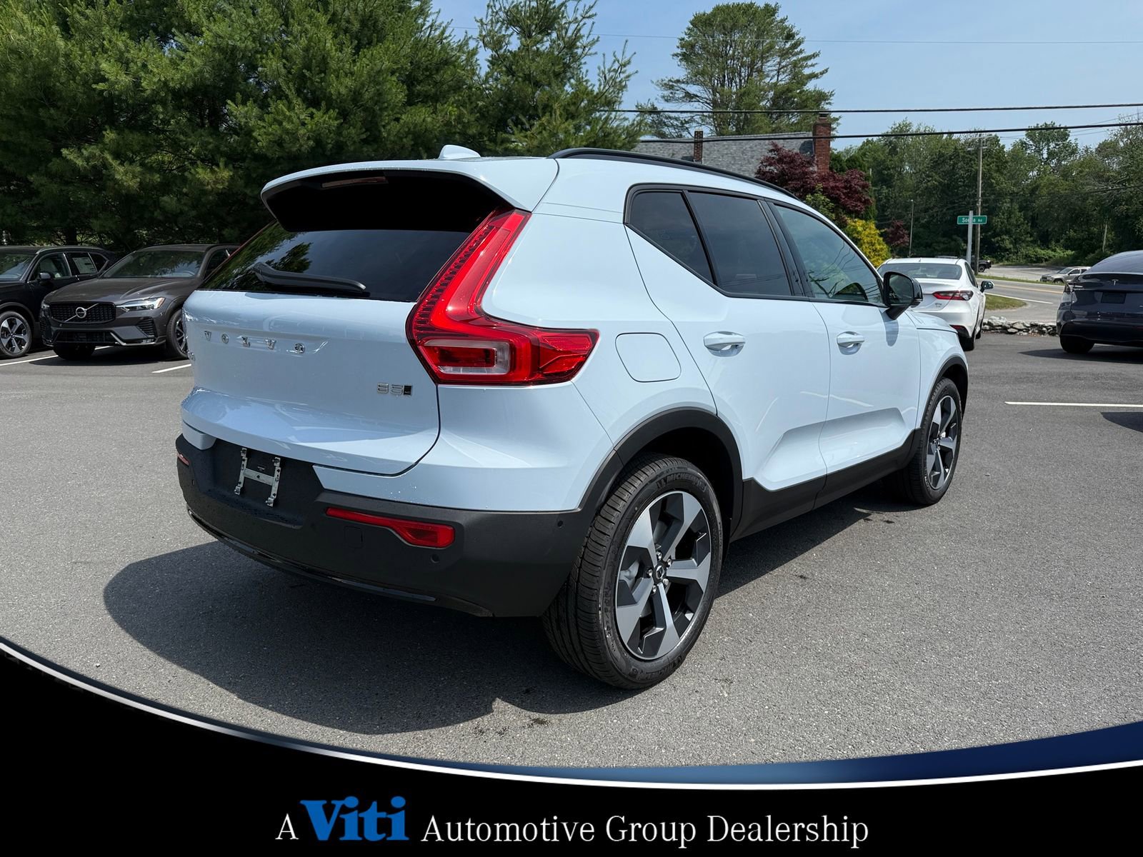 Used 2026 Volvo XC40 B5 Plus w/ Protection Package Premier image 8