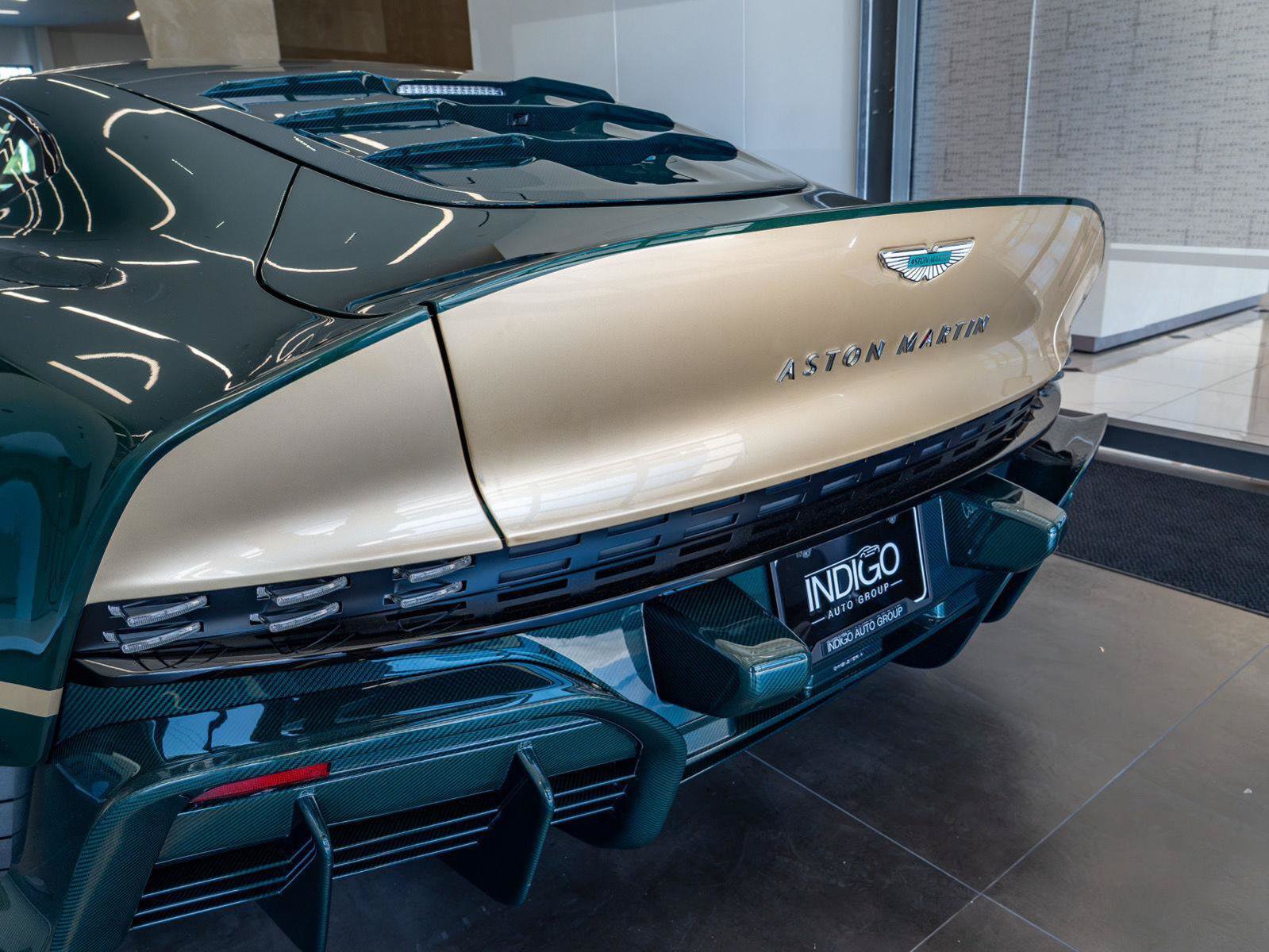 Used 2024 Aston Martin Valour RWD image 64
