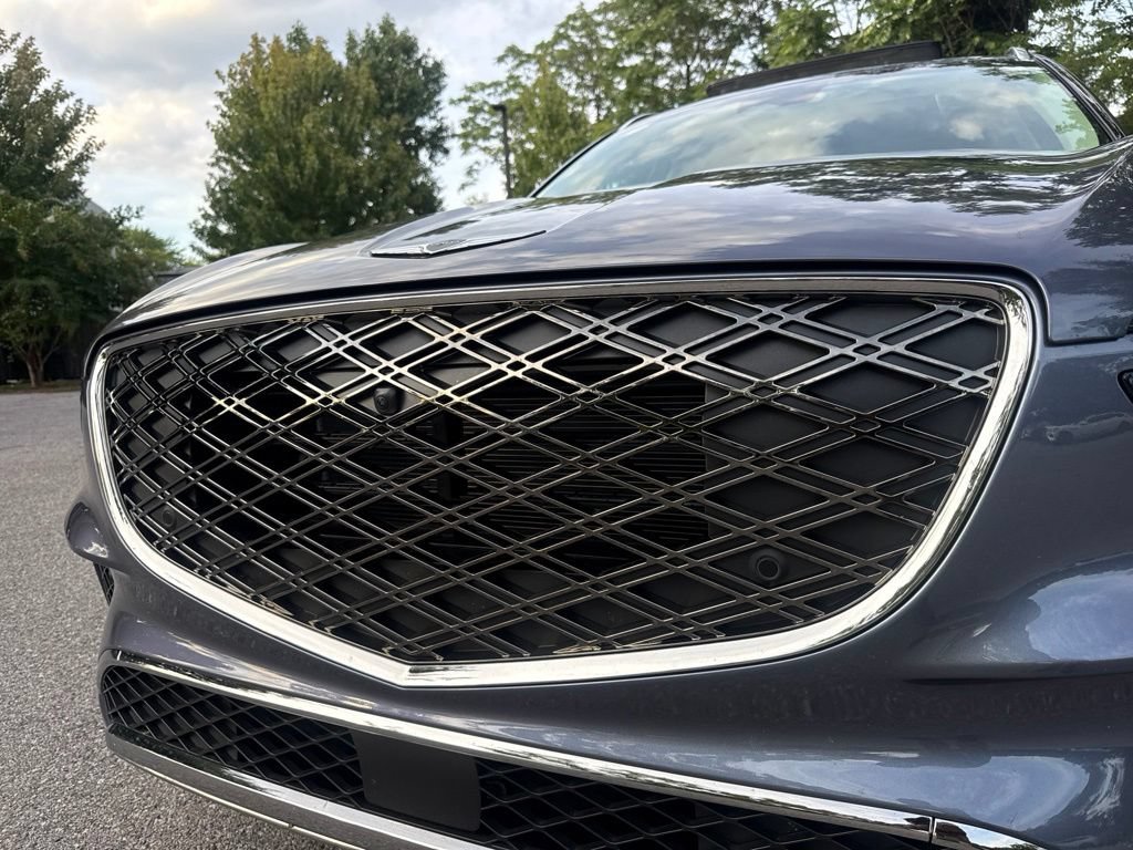 Used 2026 Genesis GV70 2.5T Advanced AWD/4WD image 5