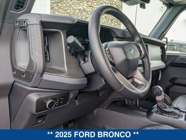 New 2025 Ford Bronco Badlands AWD/4WD image 11