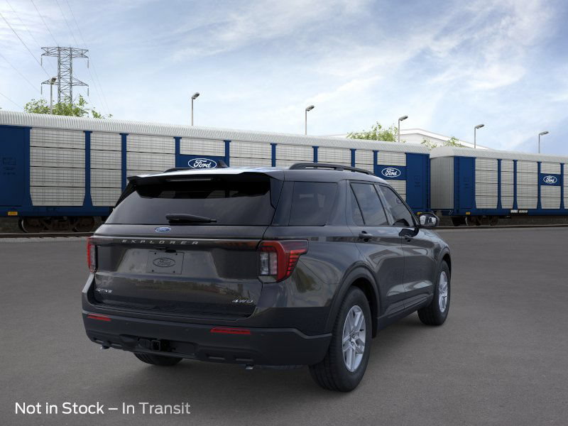 New 2026 Ford Explorer Active AWD/4WD image 8