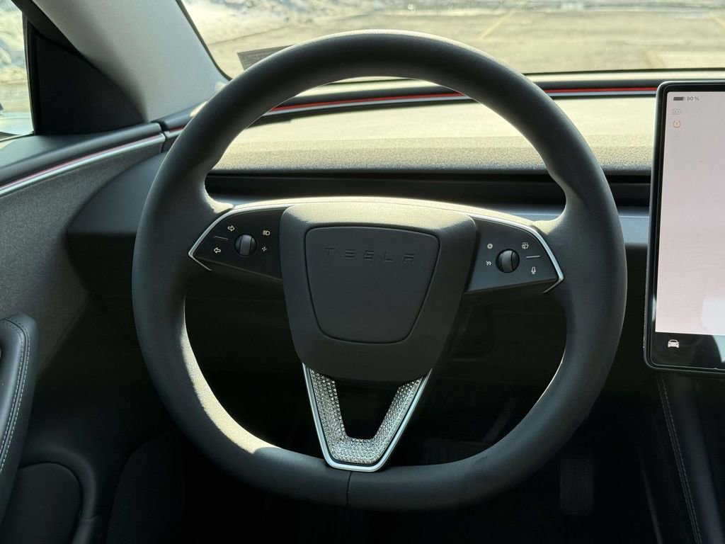Used 2025 Tesla Model 3 Long Range image 9