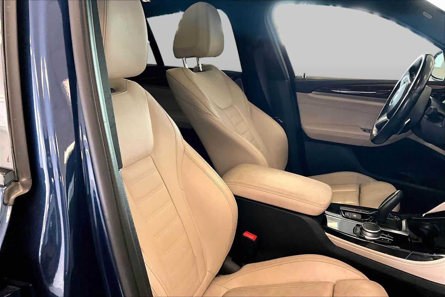 Used 2021 BMW X4 M40i w/ Executive Package AWD/4WD image 8