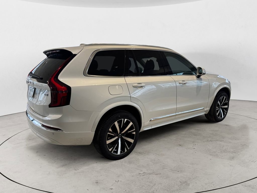 New 2026 Volvo XC90 B5 Core w/ Protection Package Premier image 6