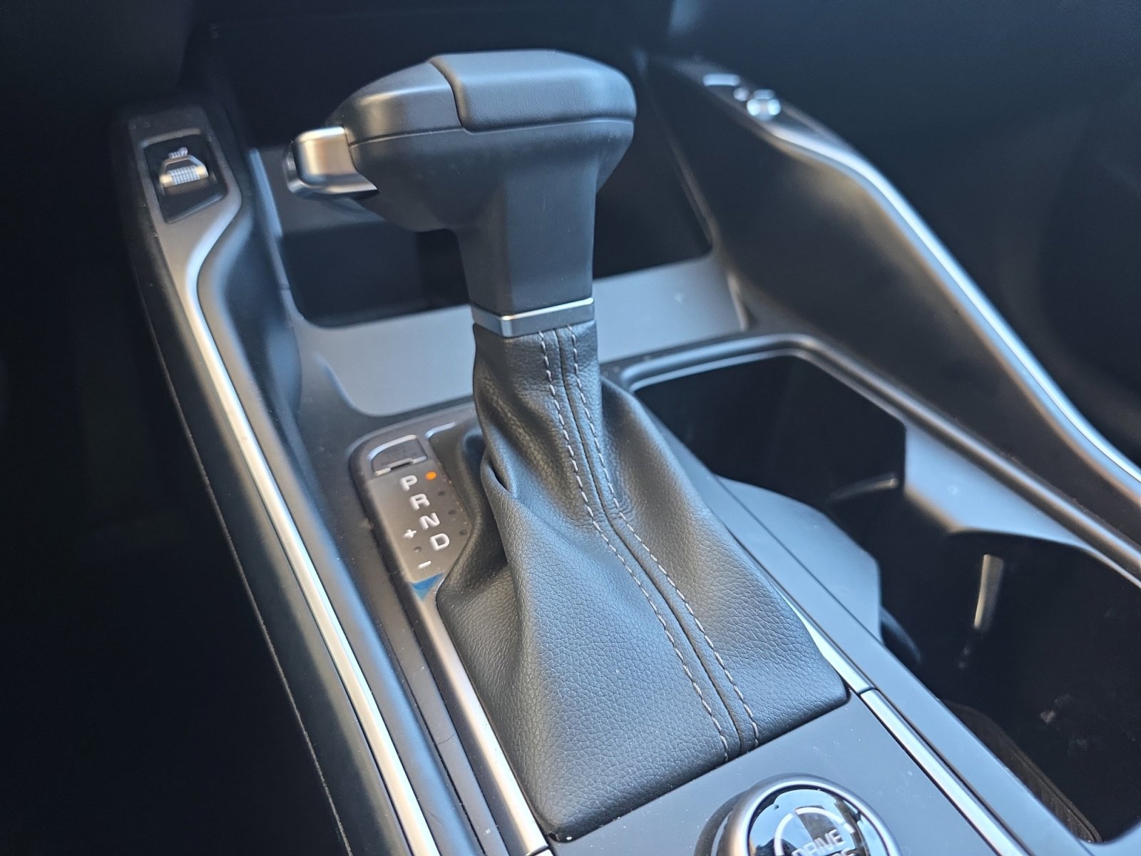 Certified 2025 Kia Sorento S image 20