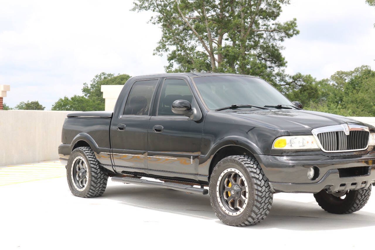 Used 2002 Lincoln Blackwood RWD image 4