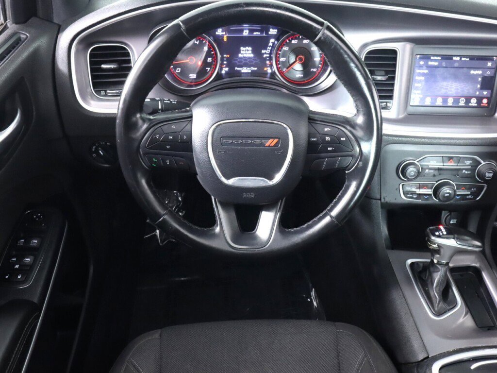 Used 2019 Dodge Charger SXT image 28
