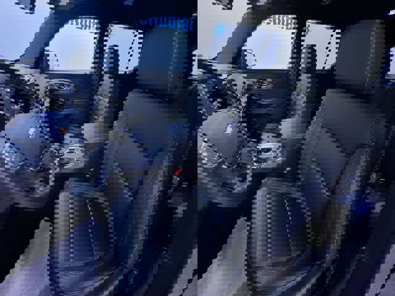 Used 2023 Chevrolet Traverse LT w/ LT Premium Package image 14